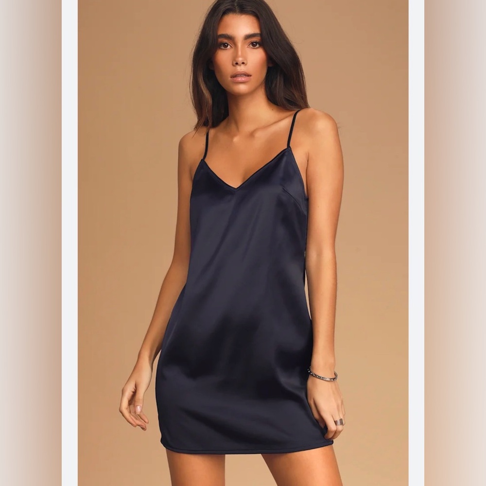 NWOT Niza Satin Slip - Navy